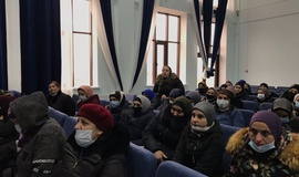Родители посёлка Талги познакомились с онлайн-школой «Дом Знаний»